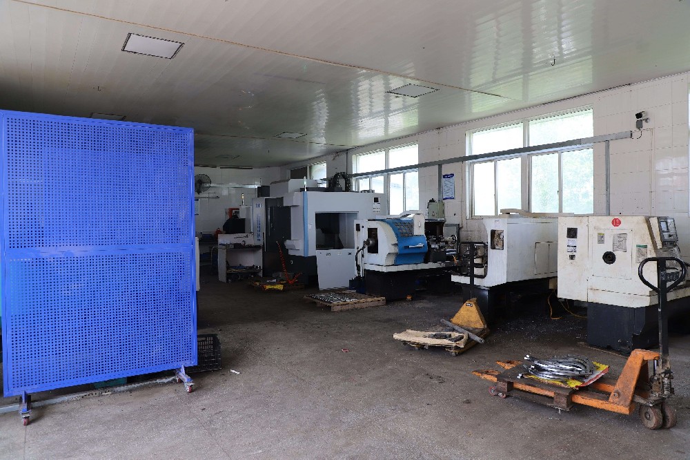 廠房(fáng)展示八(bā)